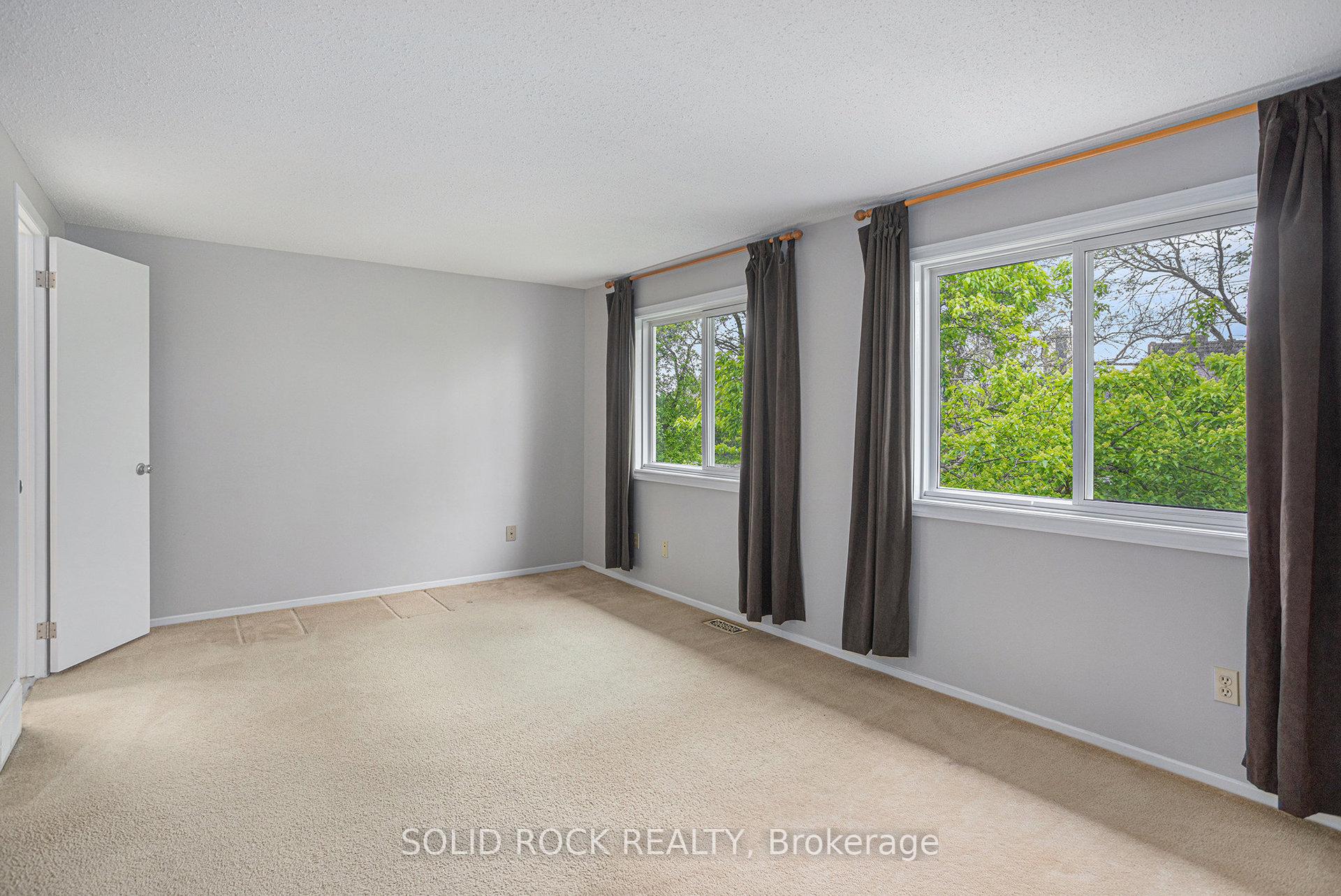Photo 13 of 422 Sandhamn Private, Ottawa, Hunt Club Park/Greenboro — HOMEH