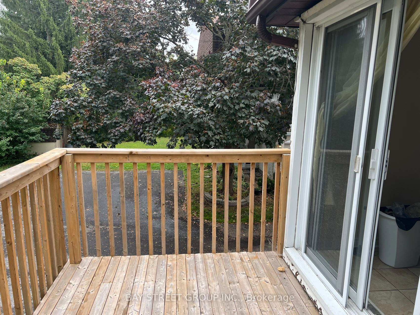 Photo 23 of 2549 Flannery Drive, Ottawa, Mooneys Bay/Riverside Park — HOMEH