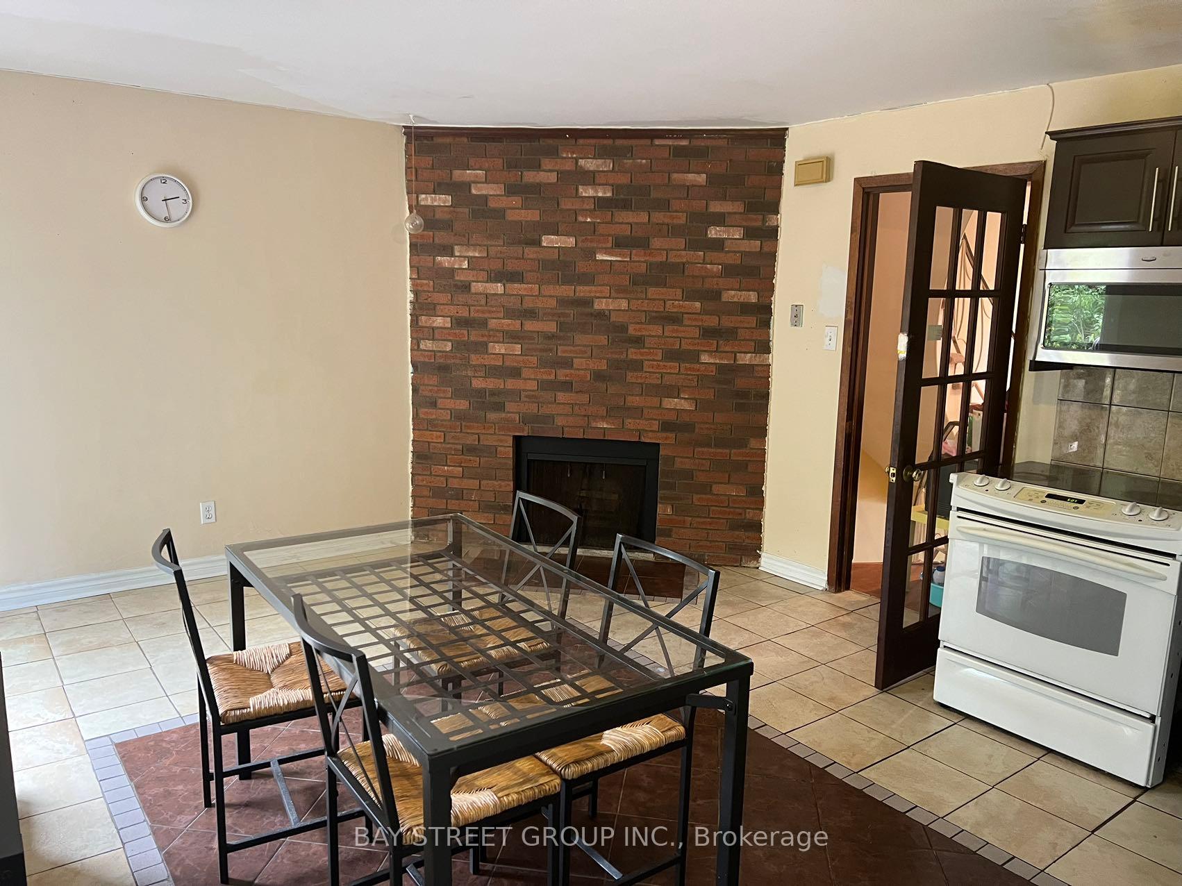 Photo 25 of 2549 Flannery Drive, Ottawa, Mooneys Bay/Riverside Park — HOMEH