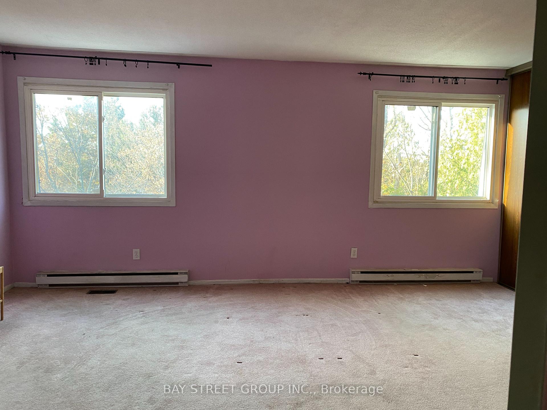 Photo 34 of 2549 Flannery Drive, Ottawa, Mooneys Bay/Riverside Park — HOMEH