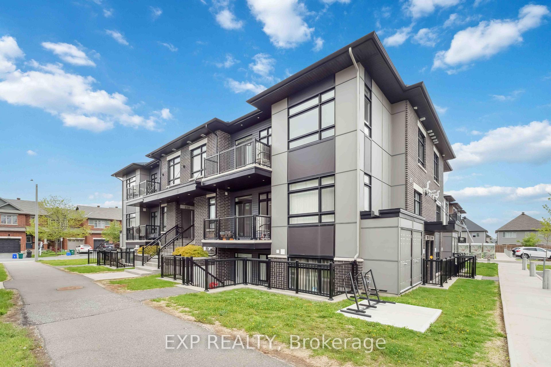 Photo 2 of 224 Big Sky Private, Ottawa, Leitrim — HOMEH