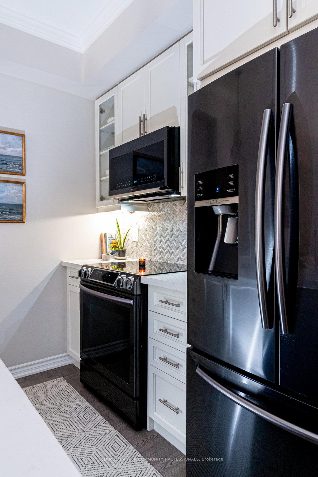 Photo 9 of Unit 203, 81 Robinson Street, Hamilton, Durand — HOMEH
