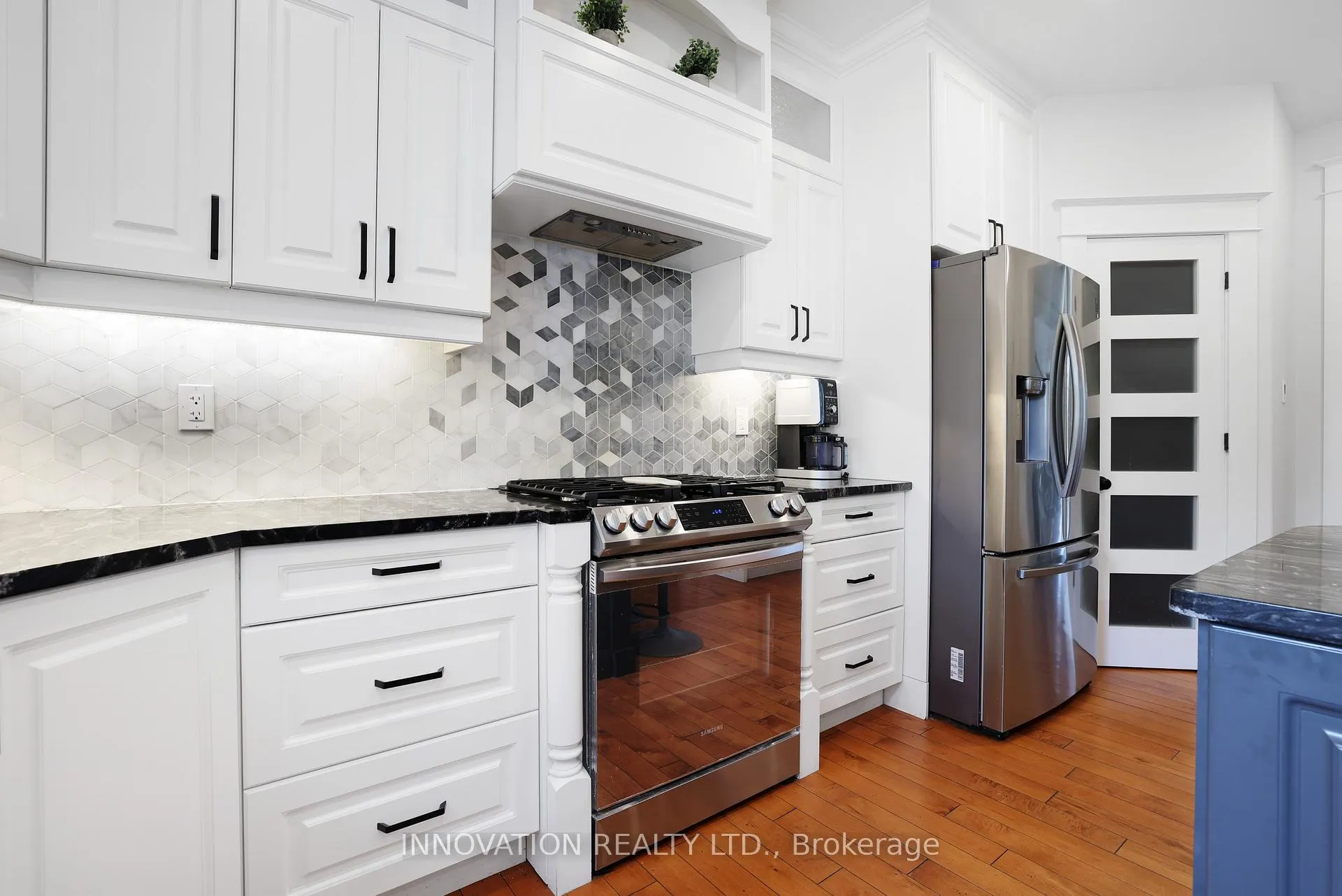 Photo 5 of 115 Eagle Creek Court, Ottawa, Dunrobin Shores — HOMEH