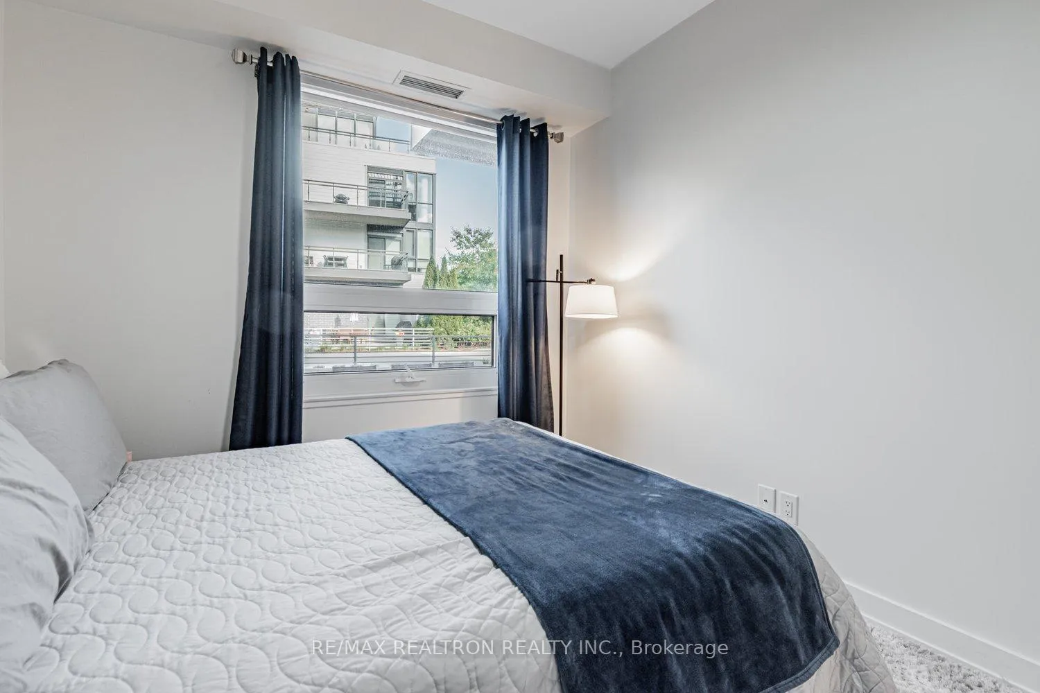 Photo 20 of Unit D124, 333 Sea Ray Avenue, Innisfil, Rural Innisfil — HOMEH