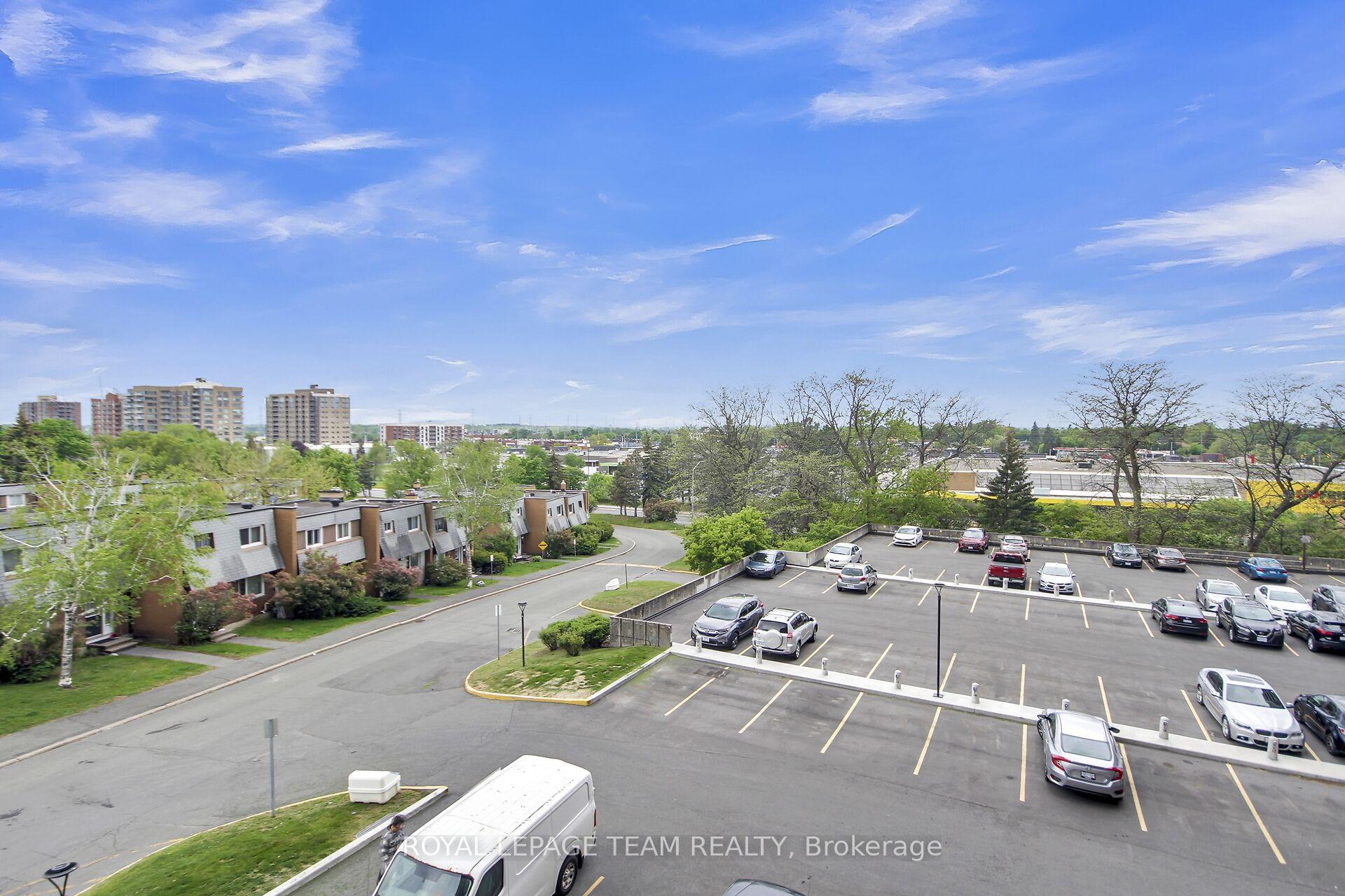 Photo 40 of Unit 306, 20 Chesterton Drive, Ottawa, Borden Farm/Stewart Farm/Carleton Heights/Parkwood Hills — HOMEH