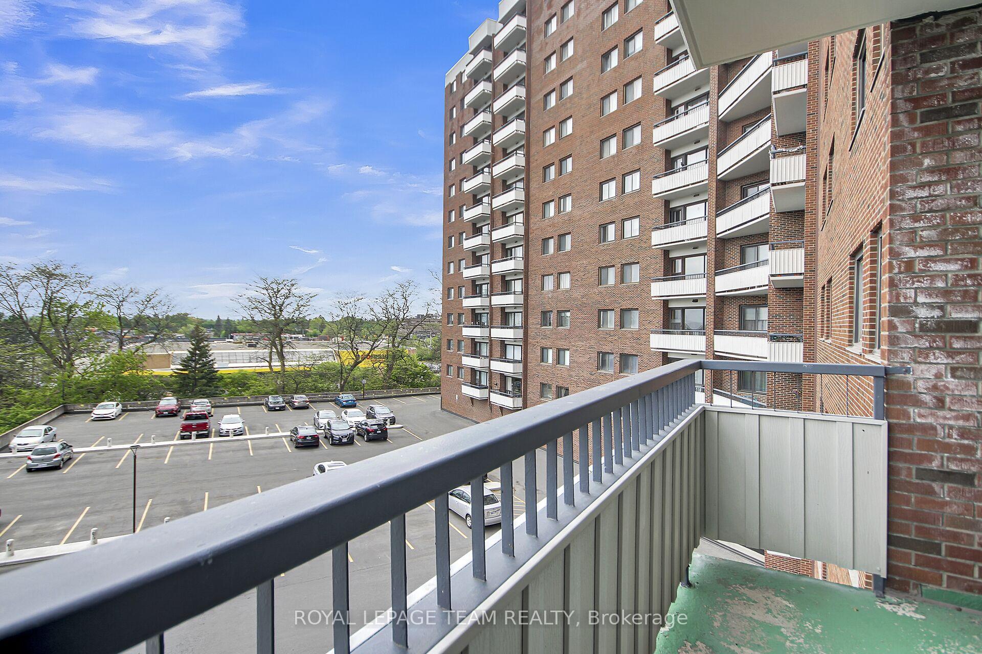 Photo 41 of Unit 306, 20 Chesterton Drive, Ottawa, Borden Farm/Stewart Farm/Carleton Heights/Parkwood Hills — HOMEH