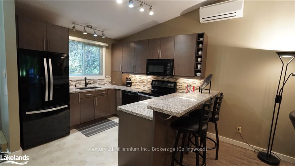 Photo 2 of Unit 336, 5 Dawson Drive, Collingwood — HOMEH
