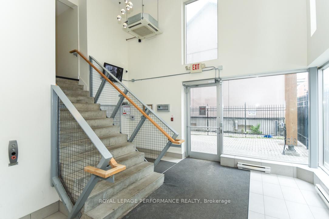 Photo 5 of Unit 203, 360 Cumberland Street, Ottawa, Lower Town/Byward Market — HOMEH