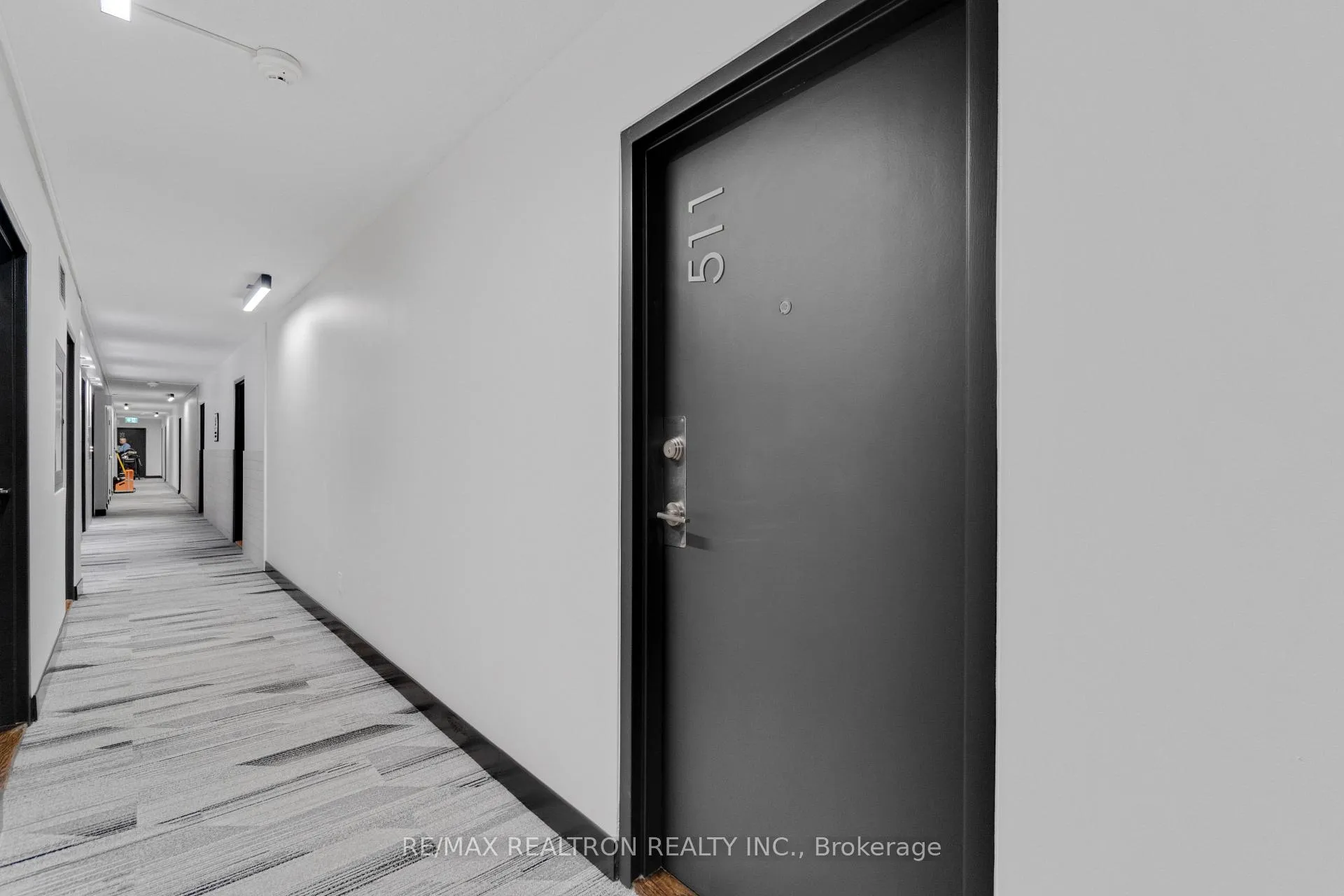 Photo 9 of Unit 511, 33 Isabella Street, Toronto, Church-Yonge Corridor — HOMEH