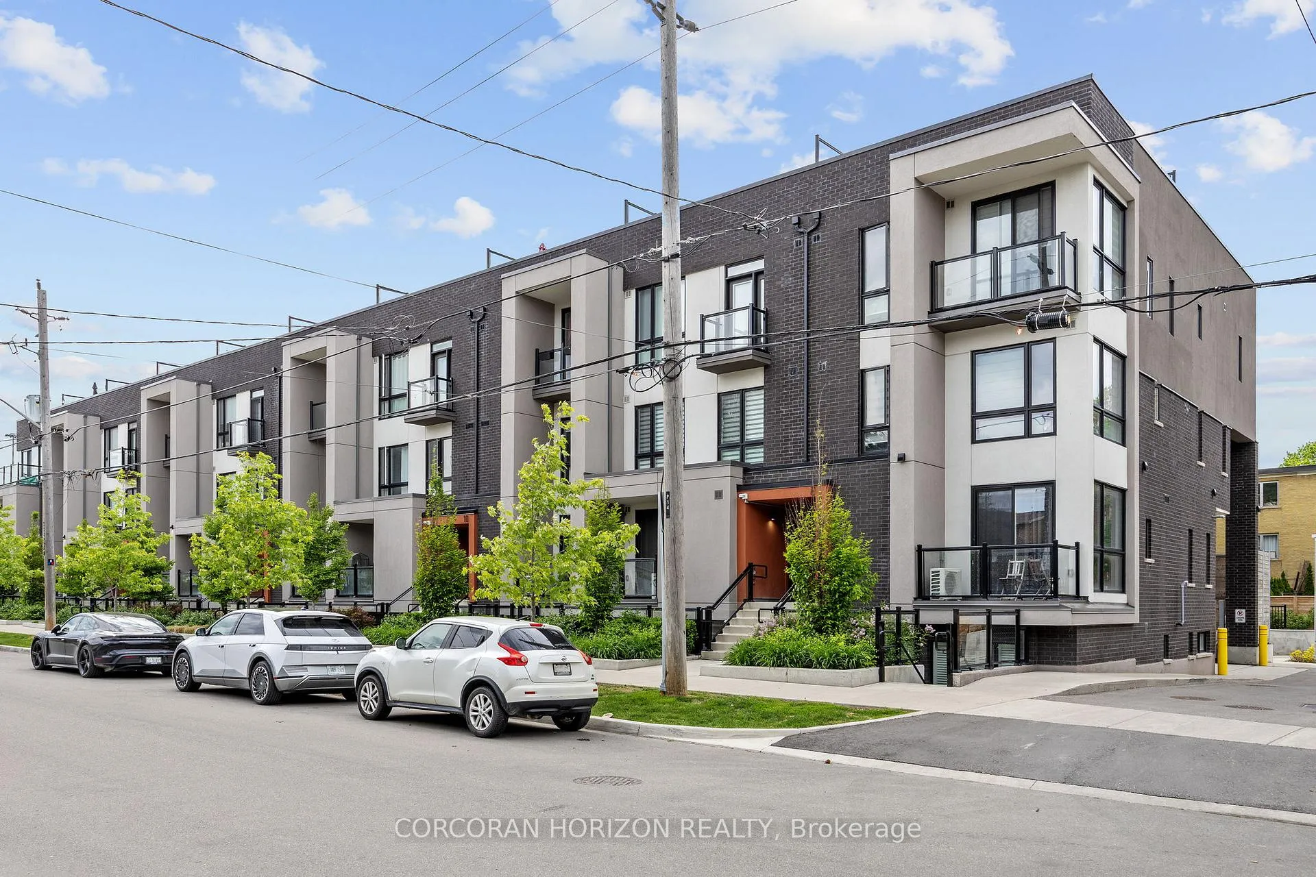 Front of Unit 2, 8 Marquette Avenue