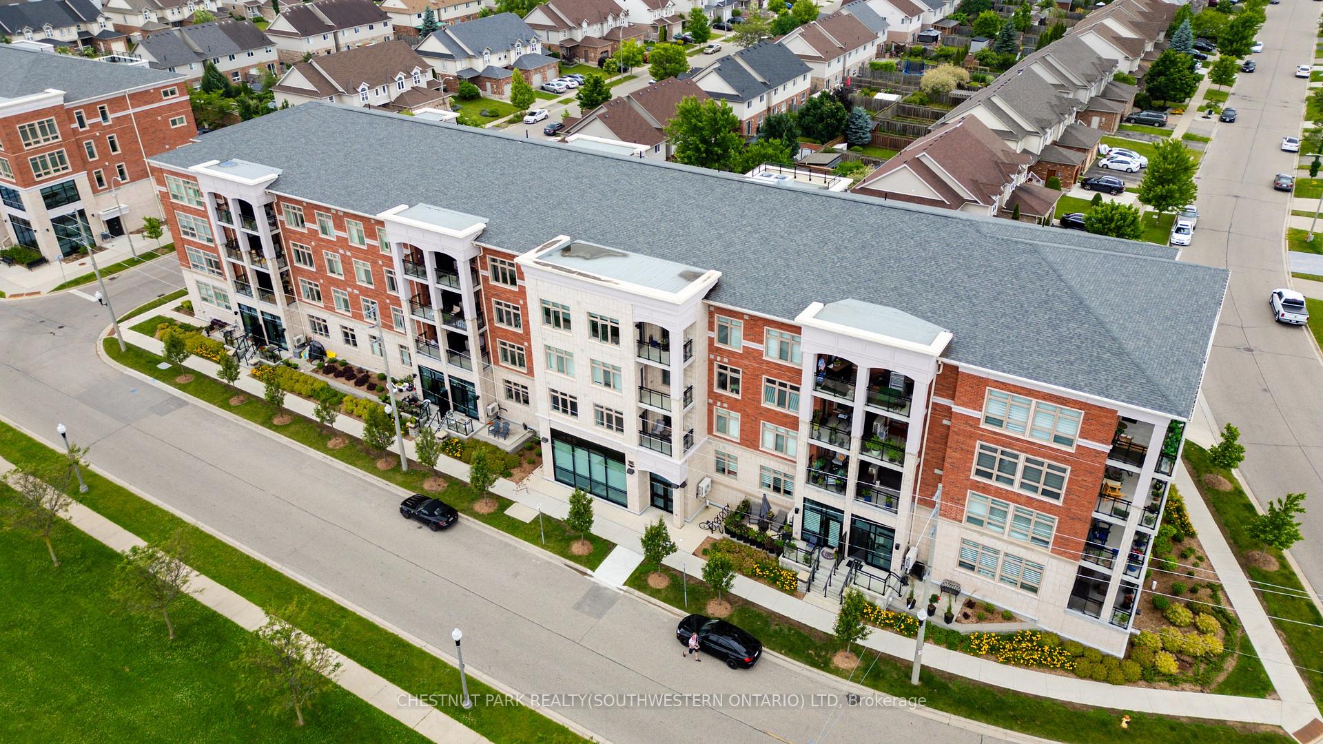 Photo 2 of Unit 213, 195 Commonwealth Street, Kitchener, Larentian West — HOMEH