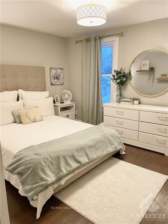 Photo 6 of 687 Melbourne Avenue, Ottawa, Laurentianview — HOMEH