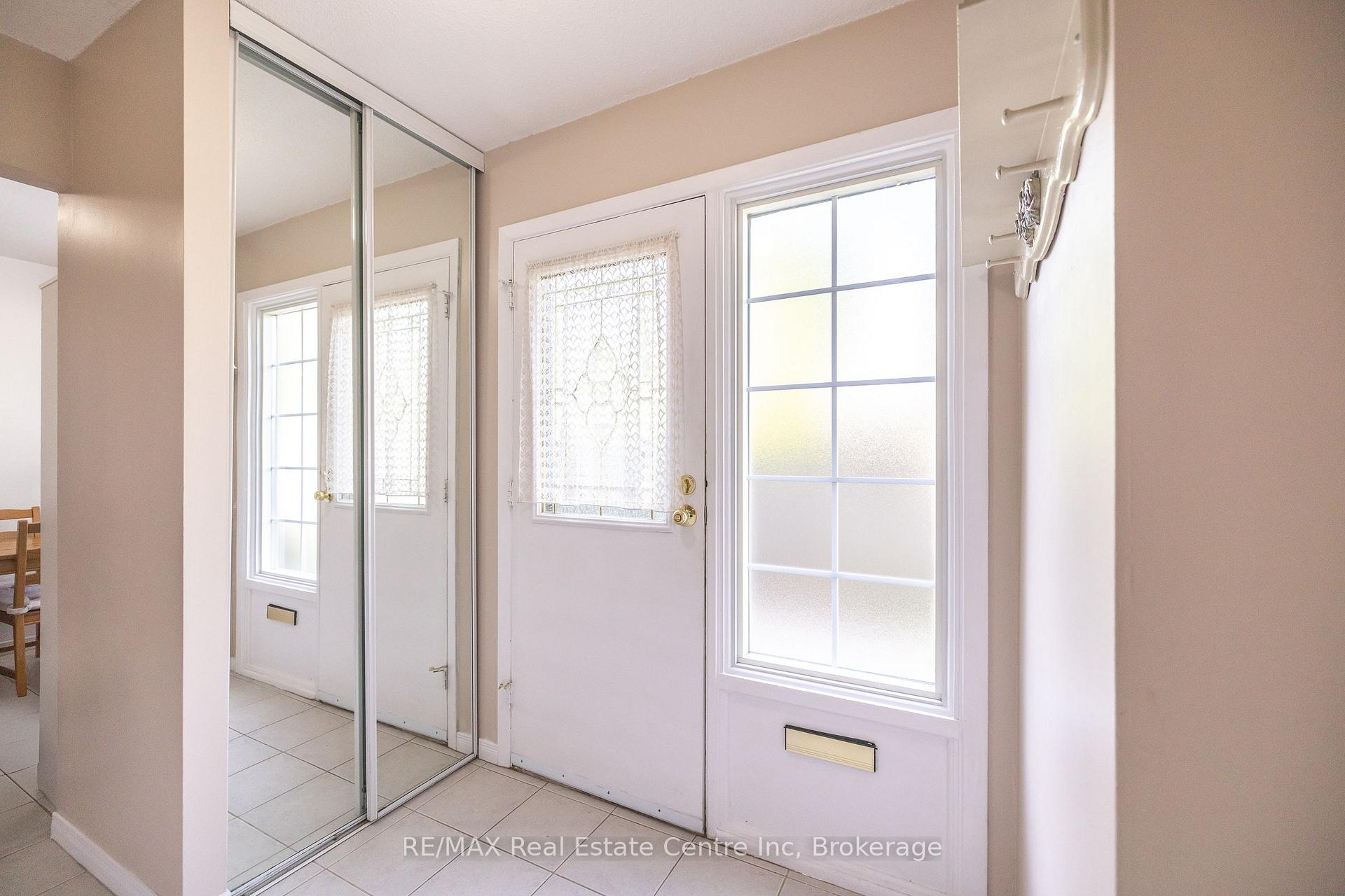 Photo 13 of Unit 1, 45 Marksam Road, Guelph, Willow West/Sugarbush/West Acres — HOMEH