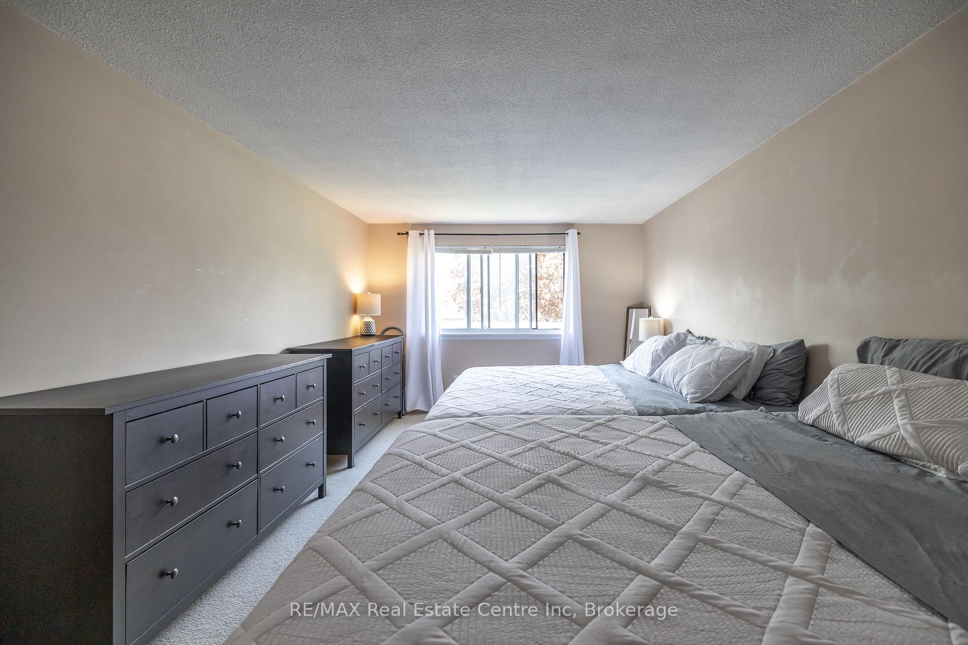 Photo 34 of Unit 1, 45 Marksam Road, Guelph, Willow West/Sugarbush/West Acres — HOMEH