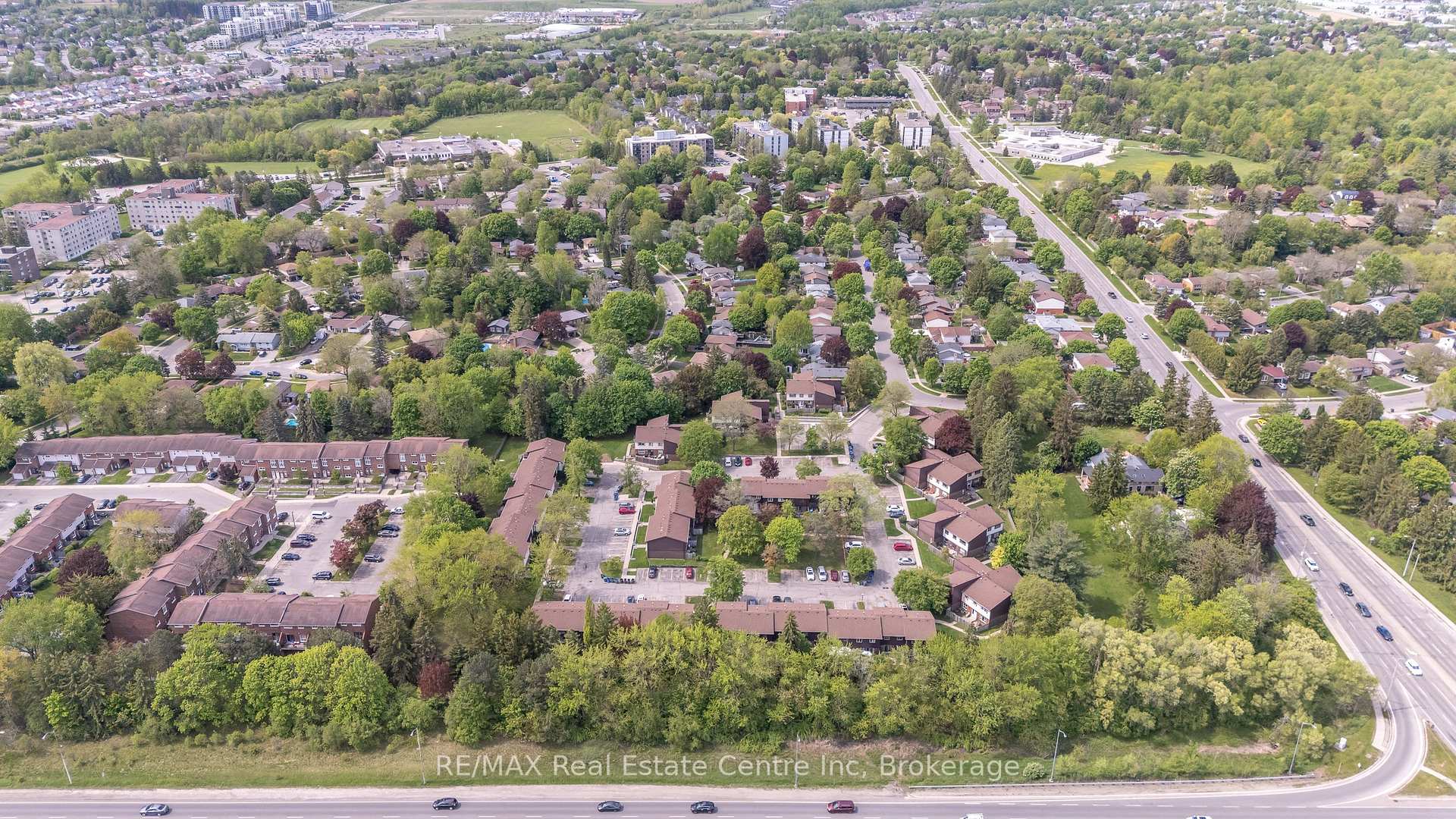 Photo 42 of Unit 1, 45 Marksam Road, Guelph, Willow West/Sugarbush/West Acres — HOMEH