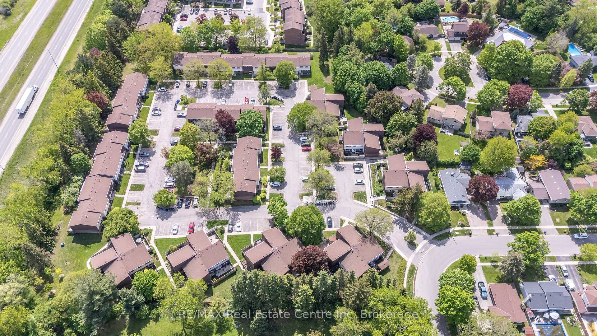 Photo 45 of Unit 1, 45 Marksam Road, Guelph, Willow West/Sugarbush/West Acres — HOMEH