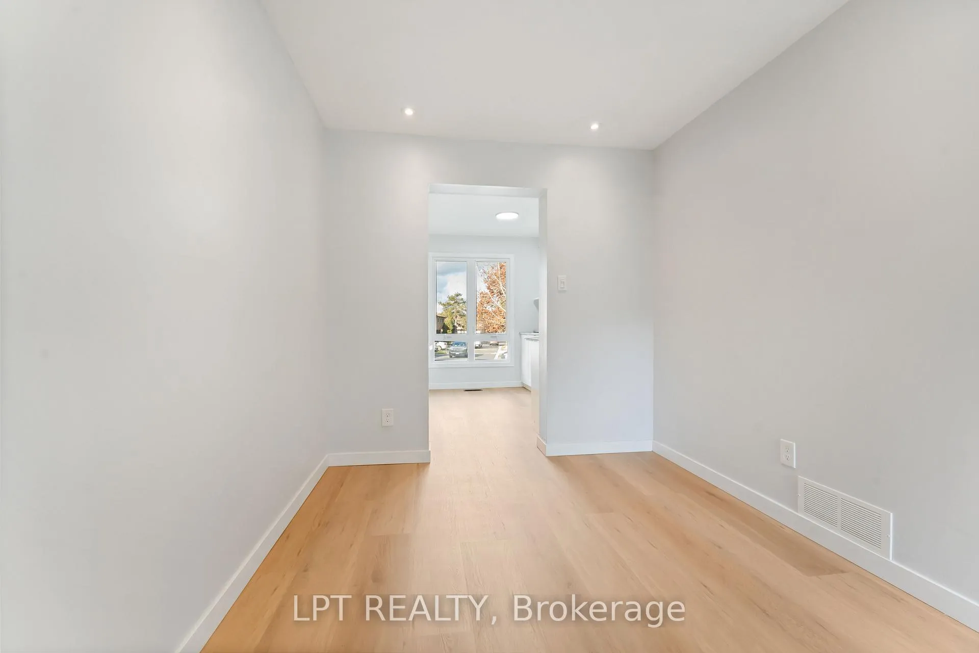 Photo 7 of Unit 71, 1743 Trappist Lane, Ottawa, Convent Glen South — HOMEH