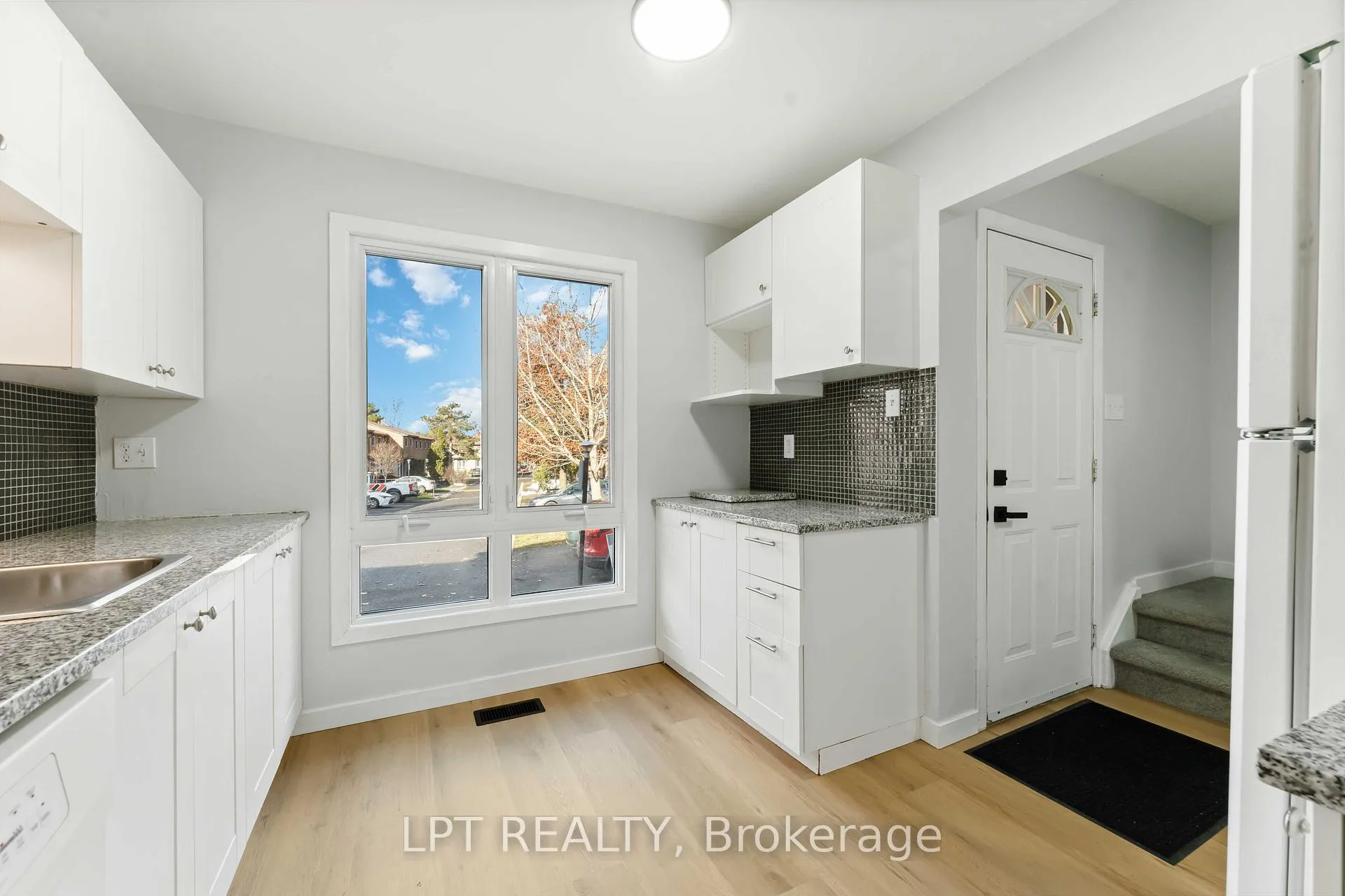 Photo 8 of Unit 71, 1743 Trappist Lane, Ottawa, Convent Glen South — HOMEH