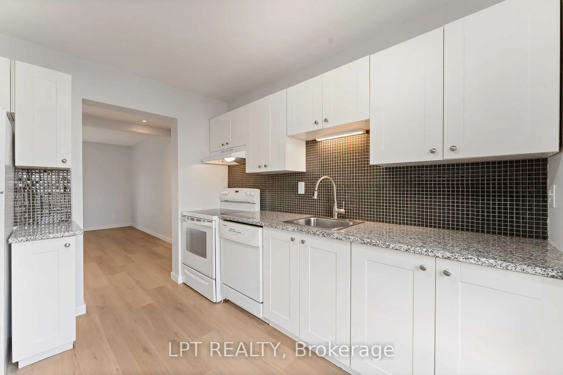 Photo 12 of Unit 71, 1743 Trappist Lane, Ottawa, Convent Glen South — HOMEH