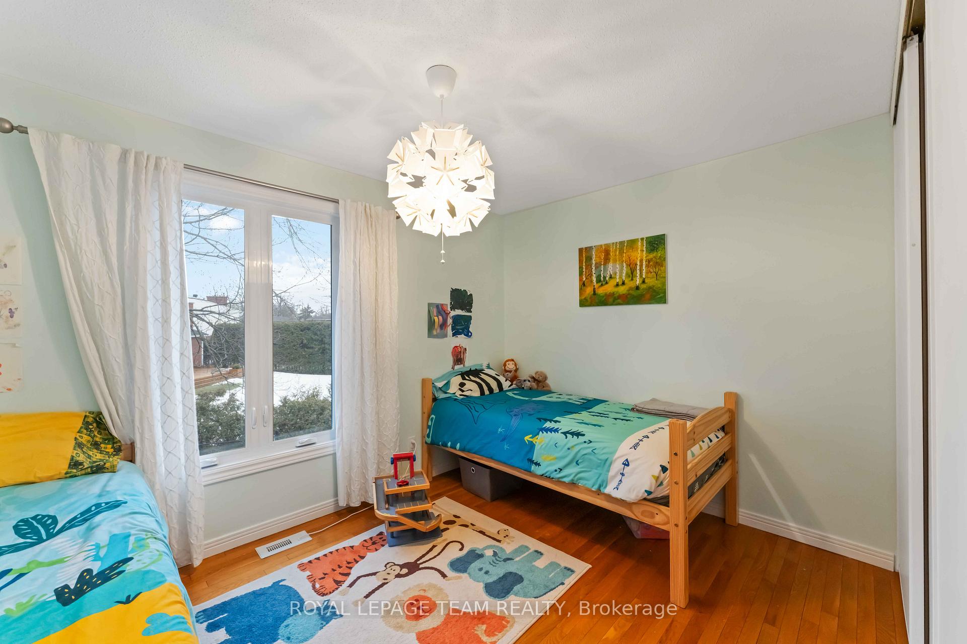 Photo 20 of 18 Fifeshire Crescent, Ottawa, Pineglen/Country Place — HOMEH