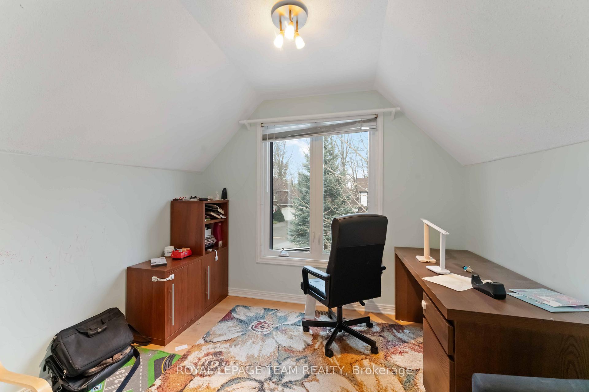 Photo 21 of 18 Fifeshire Crescent, Ottawa, Pineglen/Country Place — HOMEH