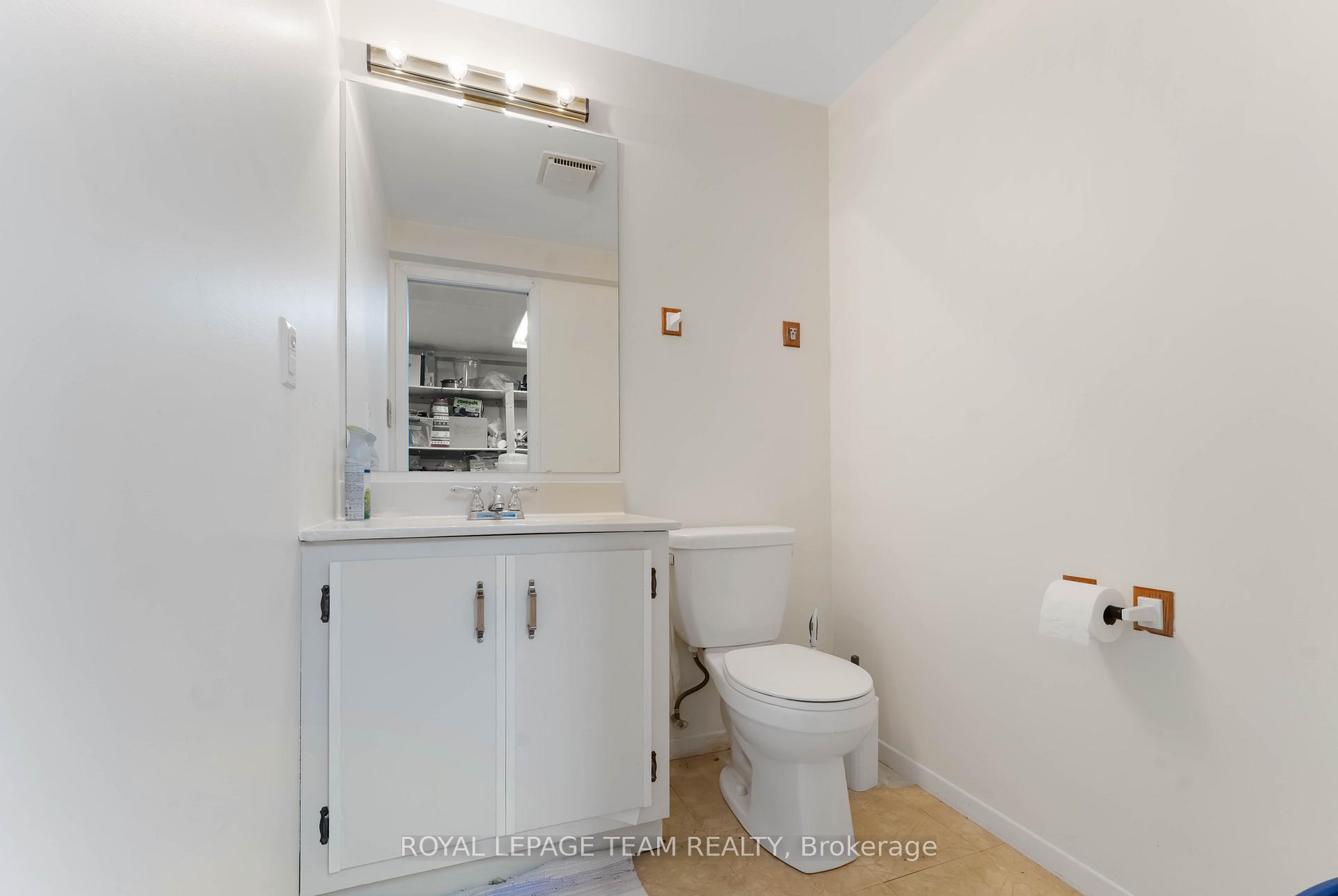 Photo 28 of 18 Fifeshire Crescent, Ottawa, Pineglen/Country Place — HOMEH