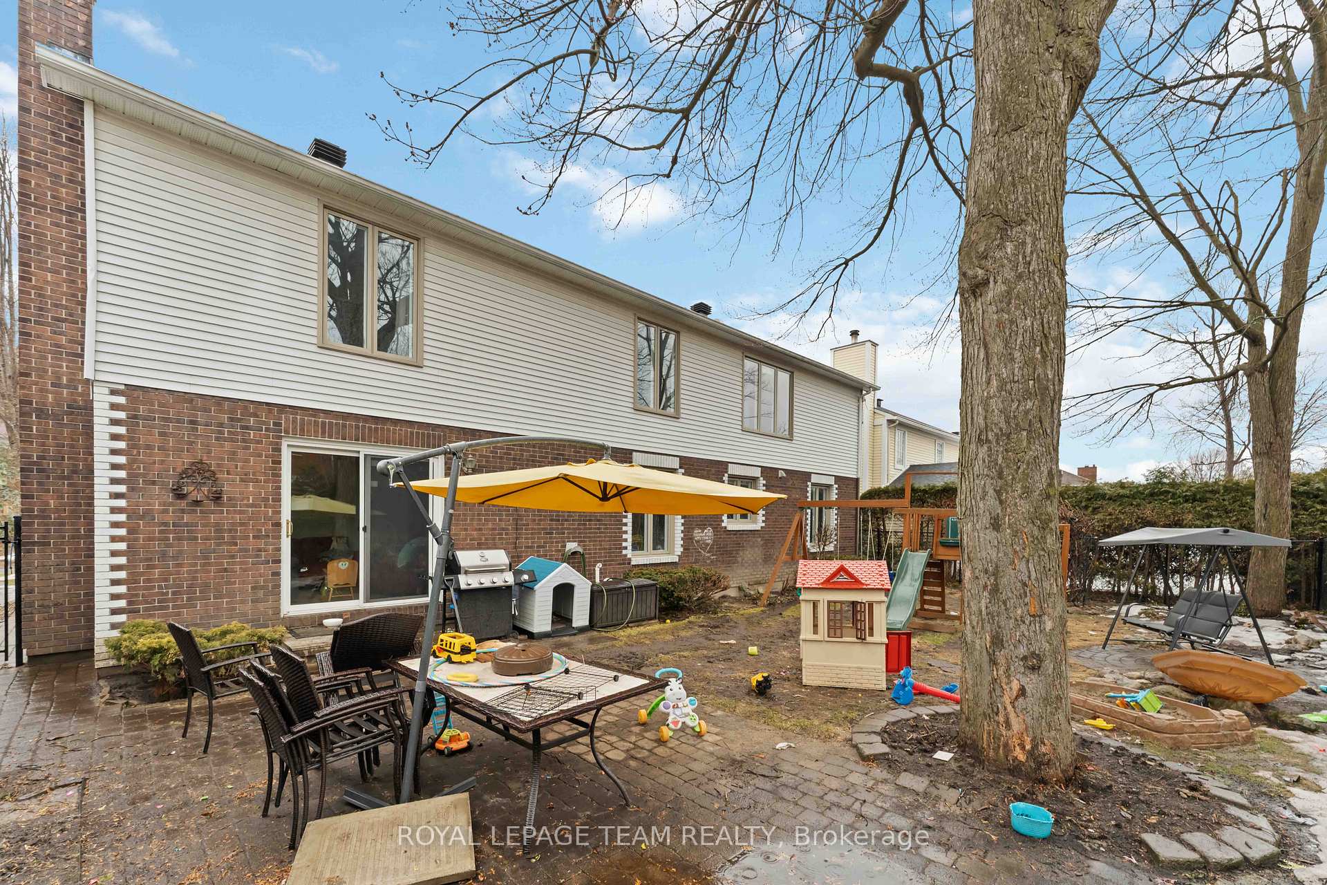 Photo 27 of 18 Fifeshire Crescent, Ottawa, Pineglen/Country Place — HOMEH
