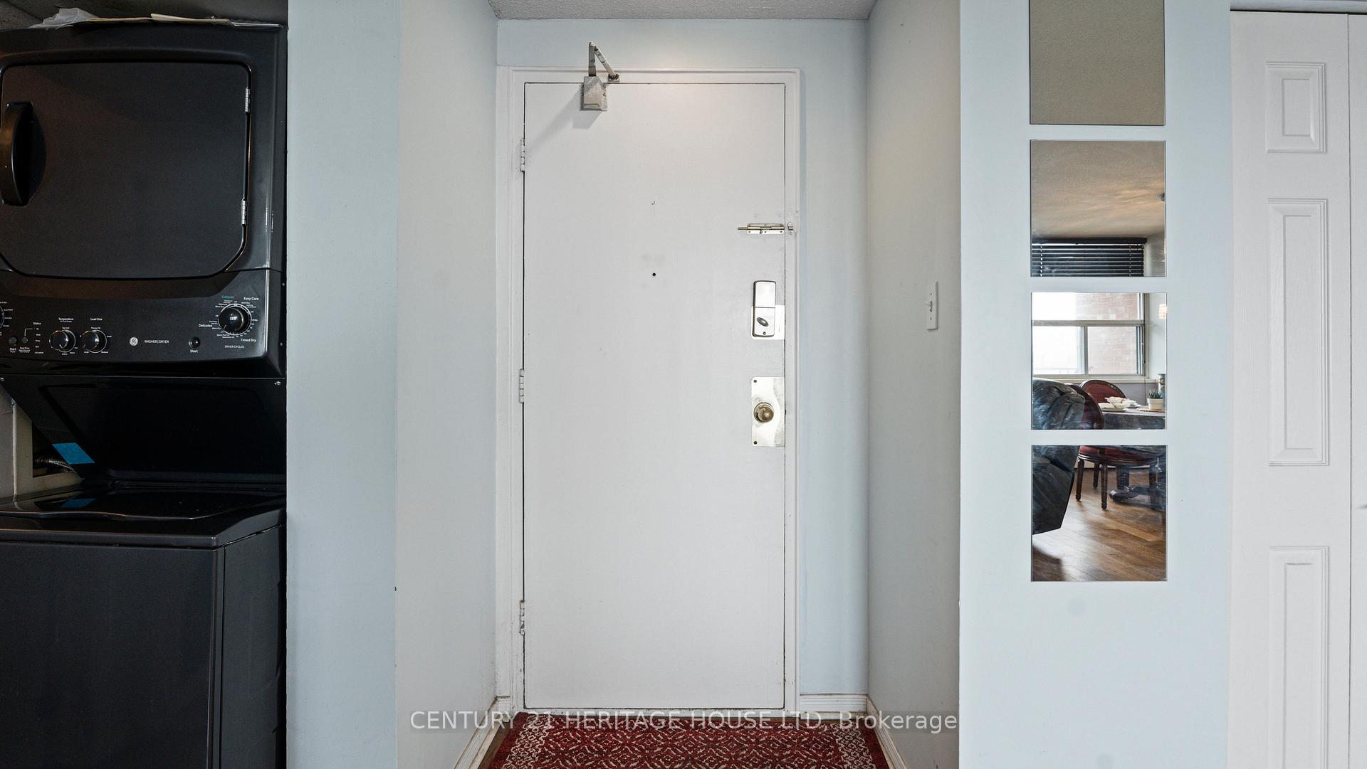 Photo 5 of Unit 501, 293 Mohawk Road E, Hamilton, Hill Park — HOMEH