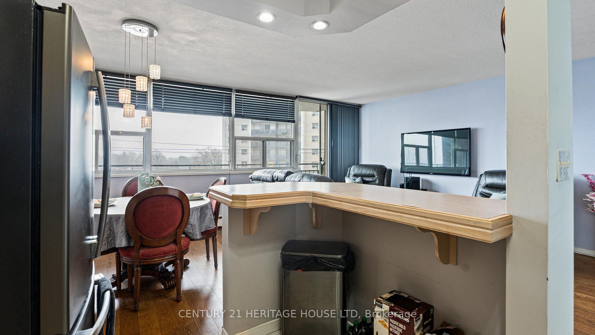Photo 17 of Unit 501, 293 Mohawk Road E, Hamilton, Hill Park — HOMEH