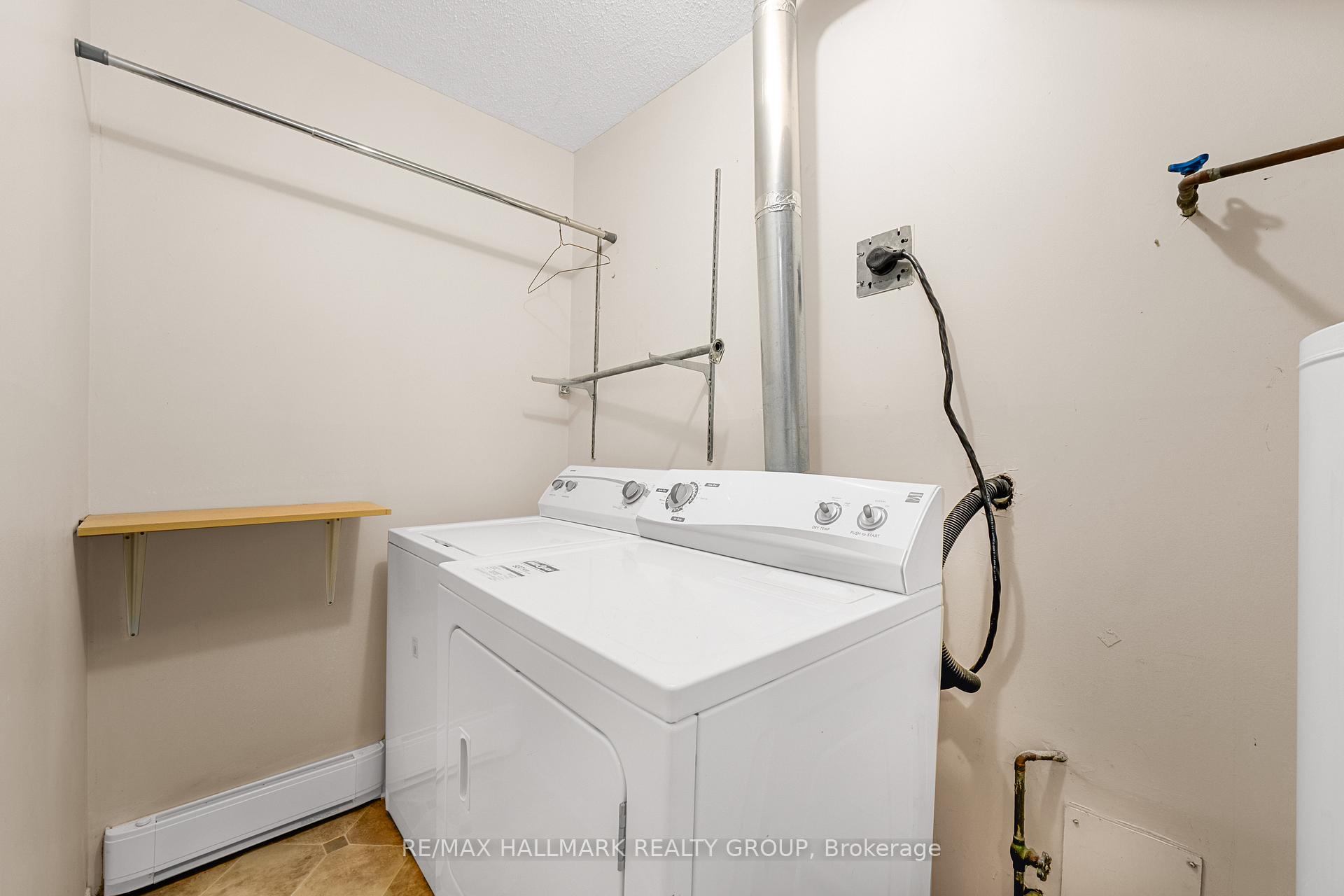 Photo 26 of Unit B, 20 Hart Avenue, Ottawa, Overbrook/Castle Heights — HOMEH