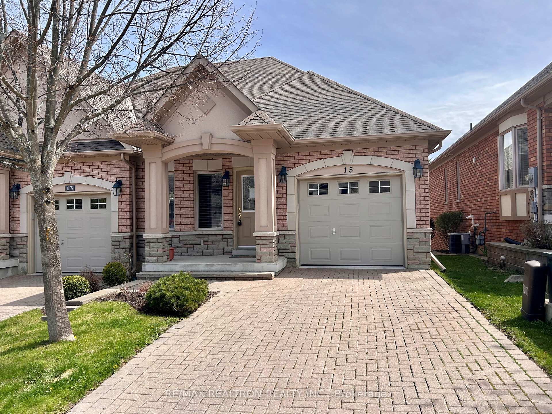 Front of 15 Via Vistana Road