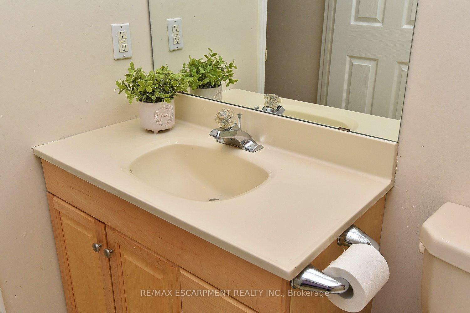 Photo 19 of Unit 62, 250 Magnolia Drive, Hamilton, Fessenden — HOMEH
