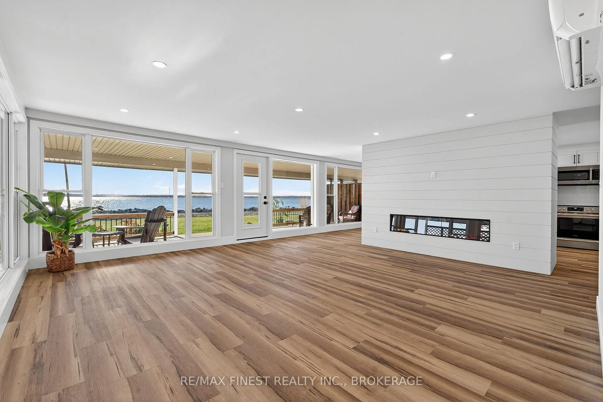 Photo 7 of Unit 103, 110 Bayshore Drive, Loyalist, Bath — HOMEH