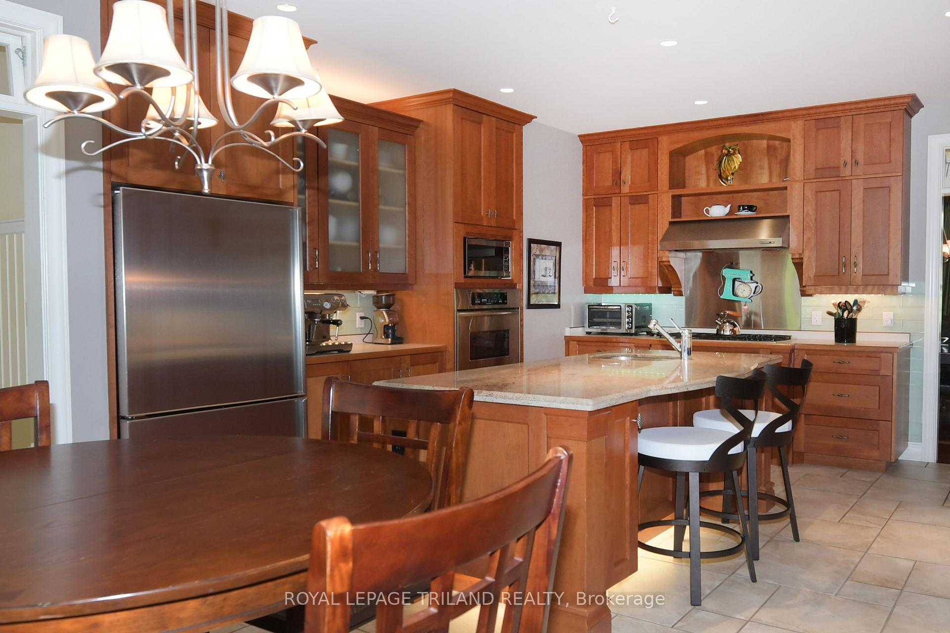Photo 3 of 10059 Plank Road, Bayham, Rural Bayham — HOMEH