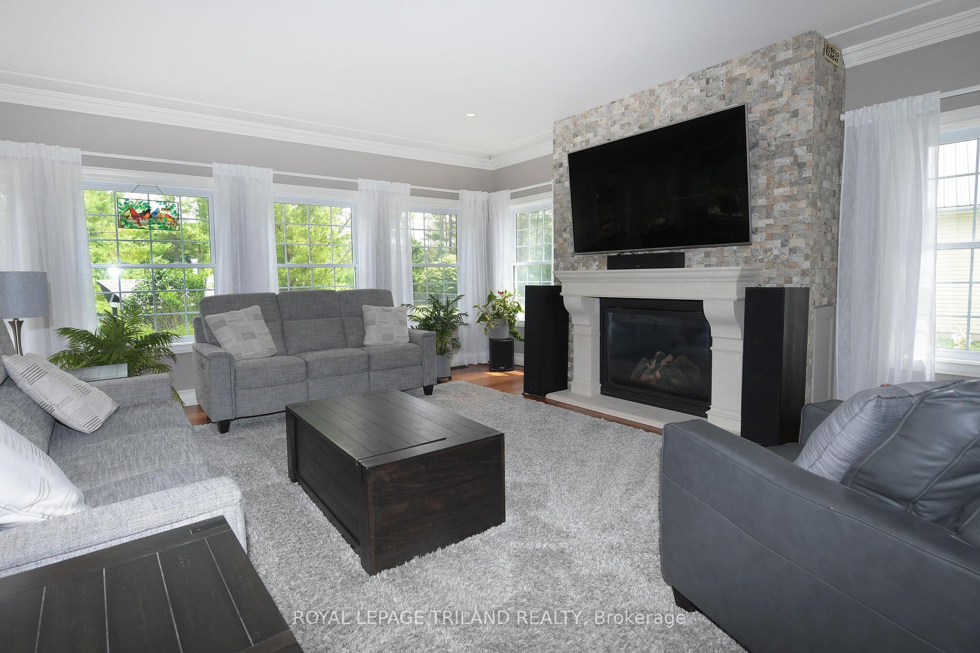 Photo 6 of 10059 Plank Road, Bayham, Rural Bayham — HOMEH