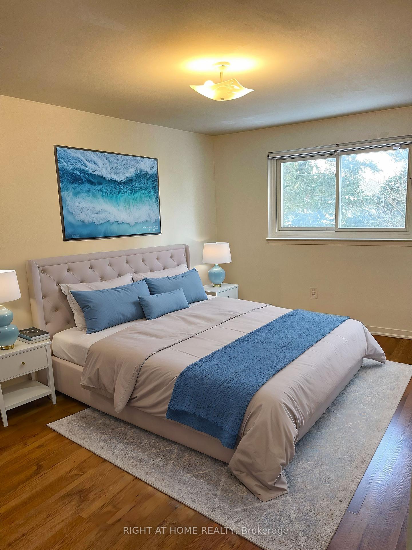 Photo 6 of 301E Bluevale Street N, Waterloo — HOMEH