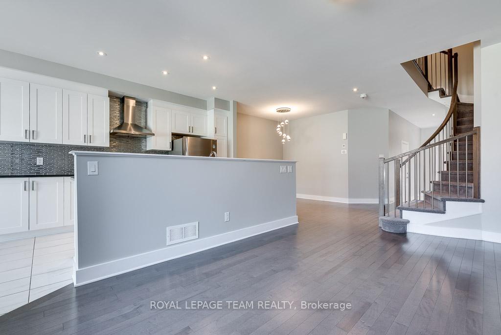 Photo 15 of 324 Fergus Crescent, Ottawa, Barrhaven - Cedargrove/Fraserdale — HOMEH