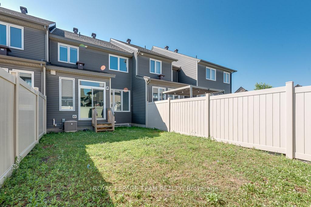 Photo 29 of 324 Fergus Crescent, Ottawa, Barrhaven - Cedargrove/Fraserdale — HOMEH