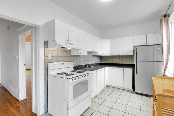 Photo 13 of 293 Powell Avenue, Ottawa, West Centre Town — HOMEH