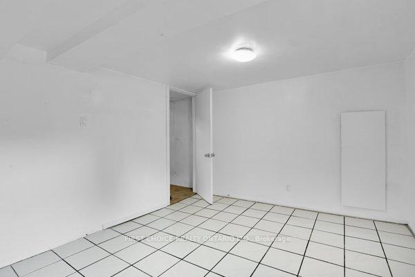 Photo 31 of 293 Powell Avenue, Ottawa, West Centre Town — HOMEH