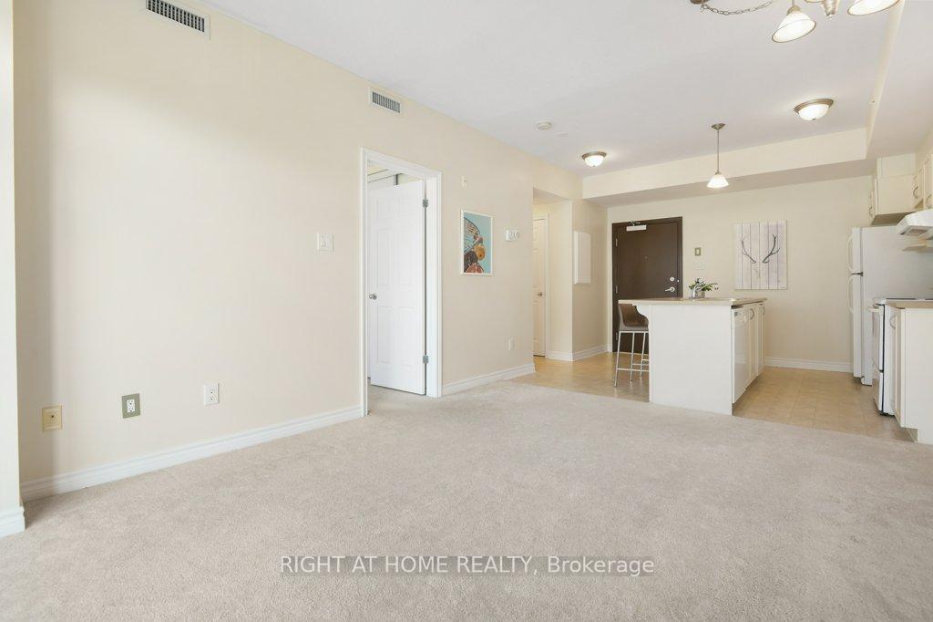 Photo 11 of Unit 303, 200 Glenroy Gilbert Drive, Ottawa, Barrhaven - Strandherd — HOMEH