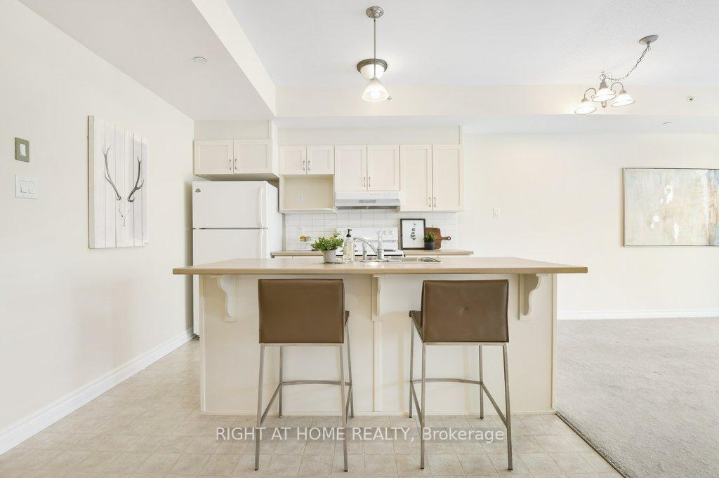 Photo 12 of Unit 303, 200 Glenroy Gilbert Drive, Ottawa, Barrhaven - Strandherd — HOMEH