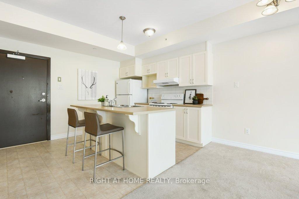 Photo 14 of Unit 303, 200 Glenroy Gilbert Drive, Ottawa, Barrhaven - Strandherd — HOMEH