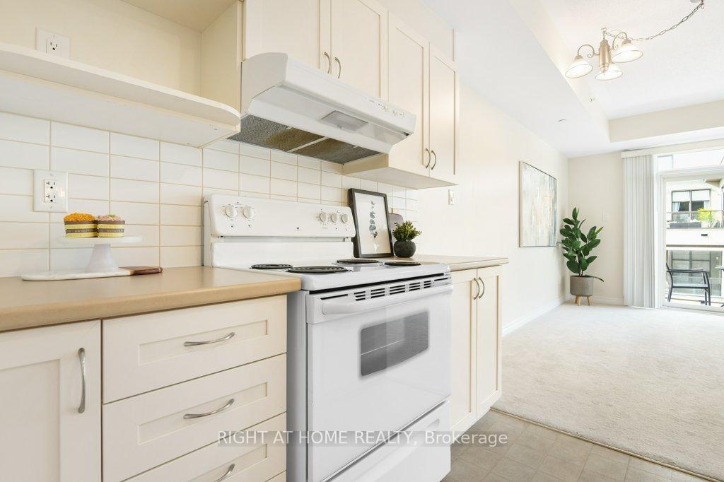 Photo 15 of Unit 303, 200 Glenroy Gilbert Drive, Ottawa, Barrhaven - Strandherd — HOMEH