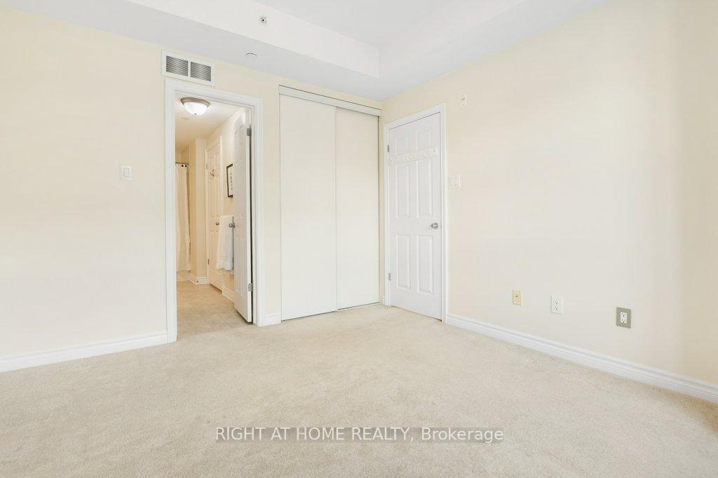 Photo 21 of Unit 303, 200 Glenroy Gilbert Drive, Ottawa, Barrhaven - Strandherd — HOMEH