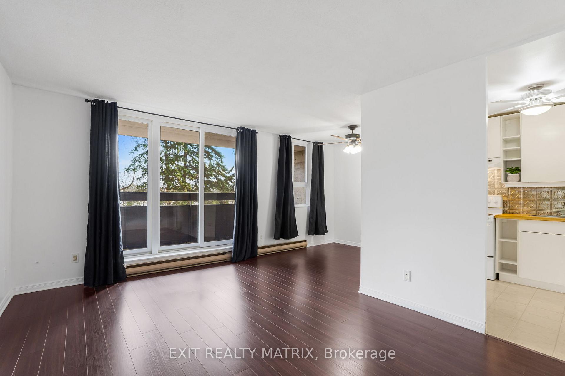 Photo 5 of Unit 217, 2000 Jasmine Crescent, Ottawa, Beacon Hill South — HOMEH