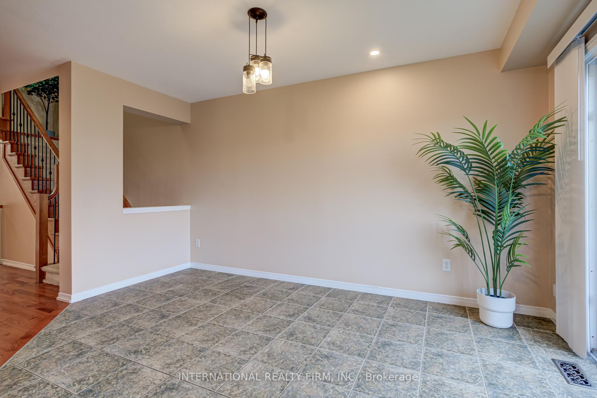 Photo 10 of Unit 47, 7 Southside Place, Hamilton, Mountview — HOMEH