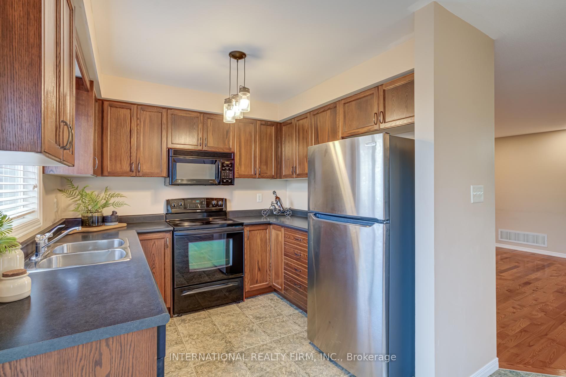 Photo 13 of Unit 47, 7 Southside Place, Hamilton, Mountview — HOMEH