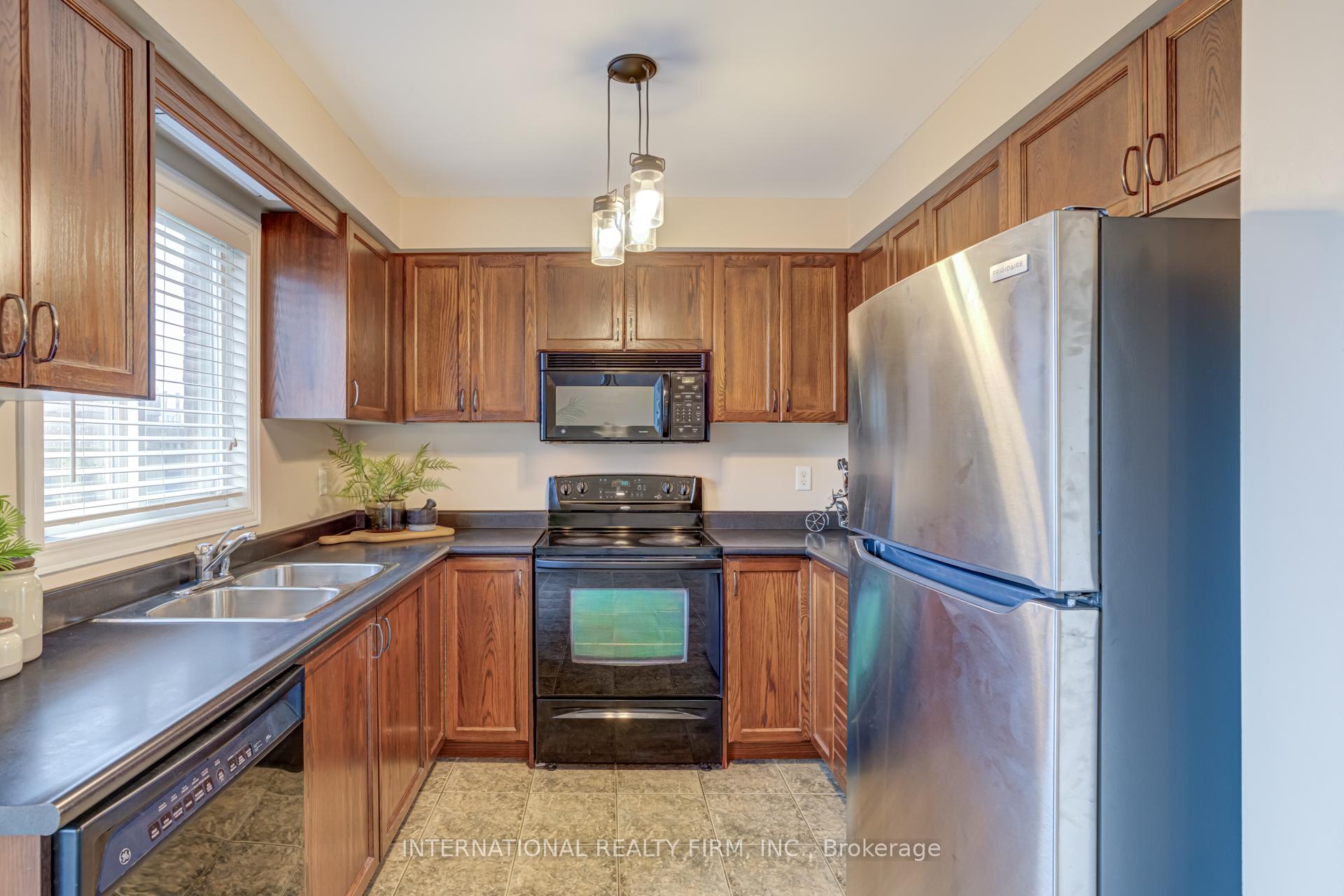 Photo 15 of Unit 47, 7 Southside Place, Hamilton, Mountview — HOMEH