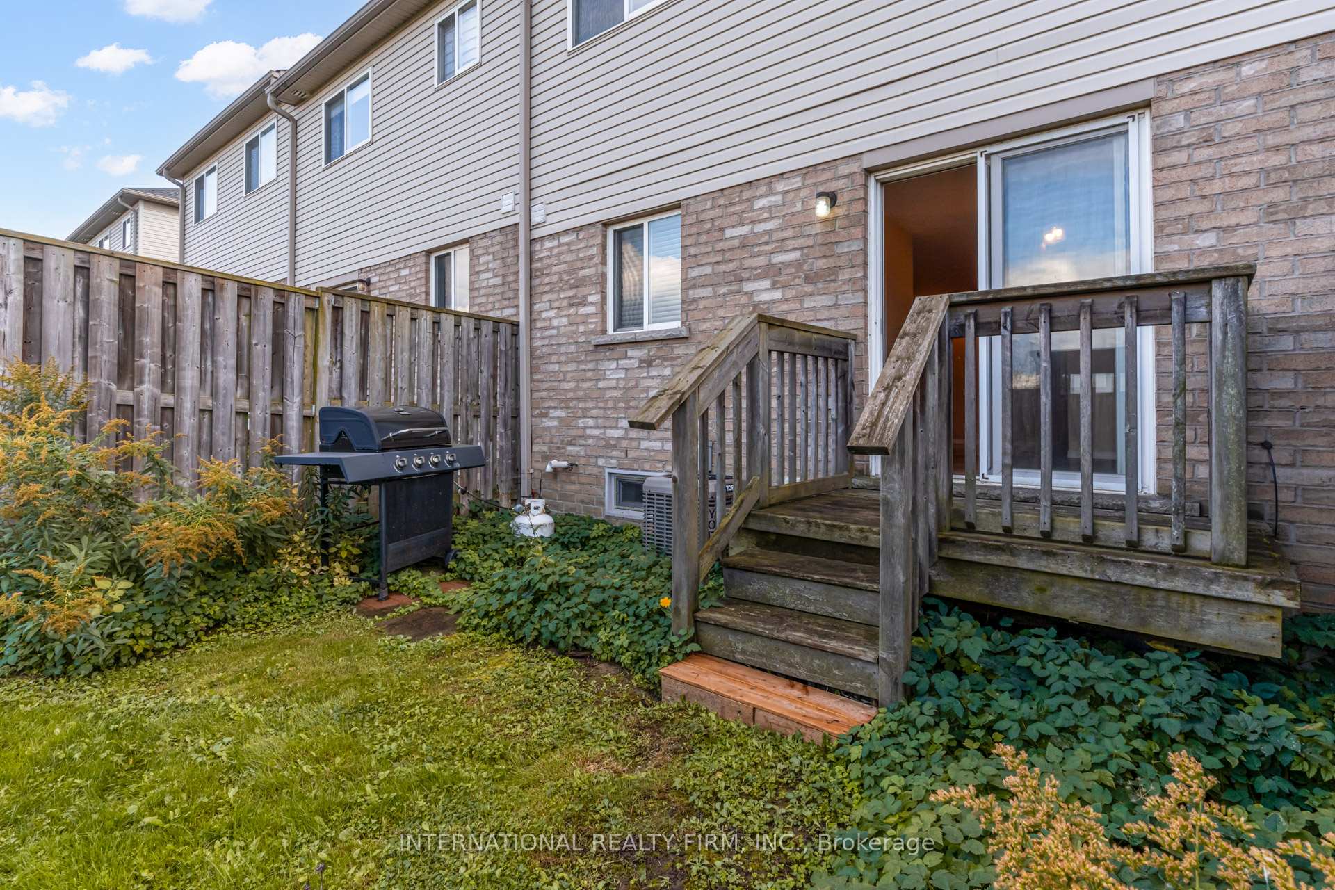 Photo 45 of Unit 47, 7 Southside Place, Hamilton, Mountview — HOMEH